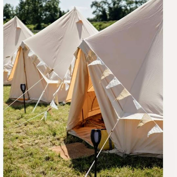 bell, tent, starbright, hideaways, ltd, broug, east, riding, yorkshire, north, south, west, hire, marquee, near, me, glamping, camping, festivals, special, occasion, alternative, wedding, rustic, outdoor, outdoors, parties, party, birthday, goole, humberside